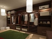 Классическая гардеробная комната из массива с подсветкой Орёл